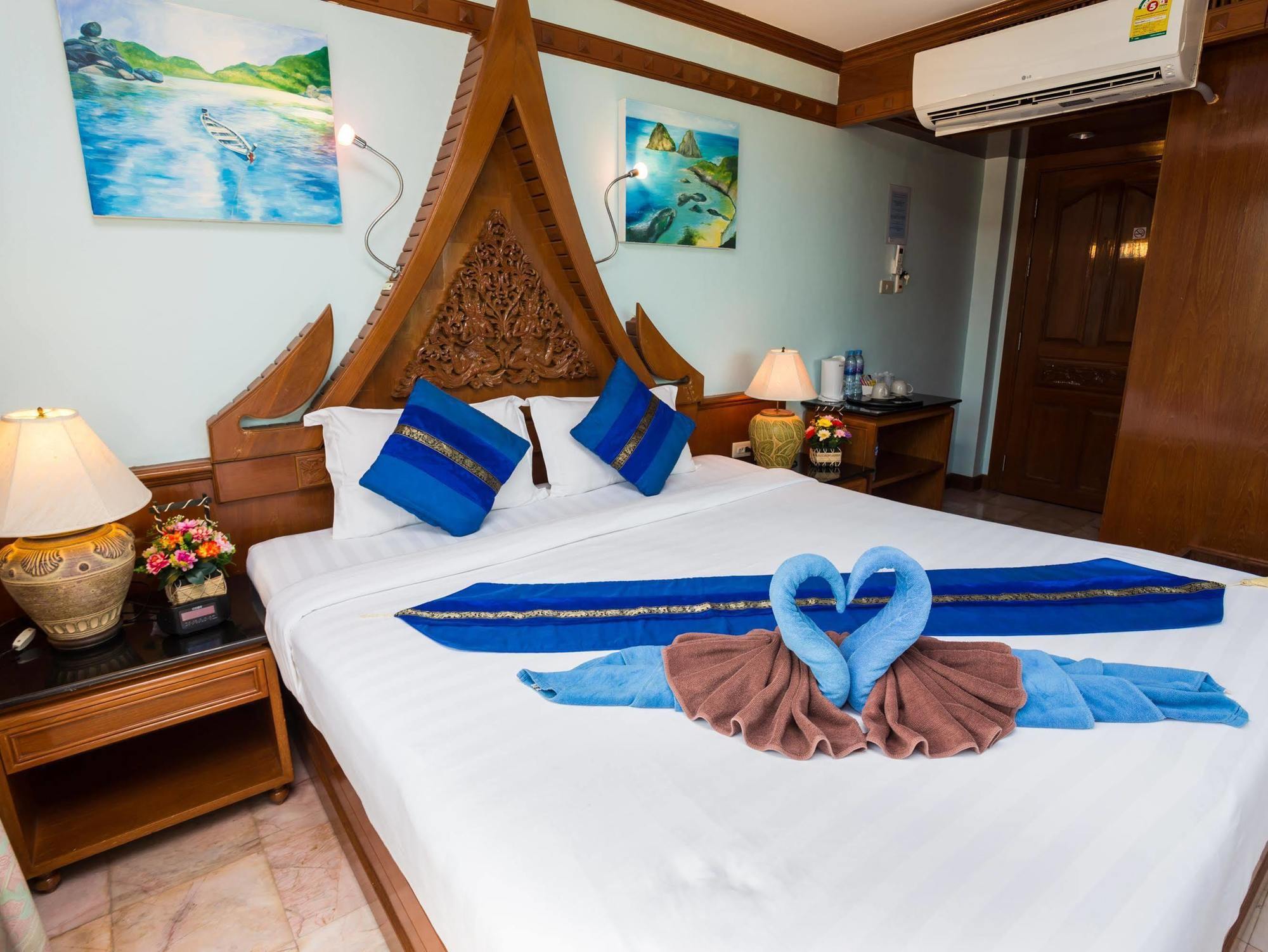 Patong Beach Bed And Breakfast Kültér fotó
