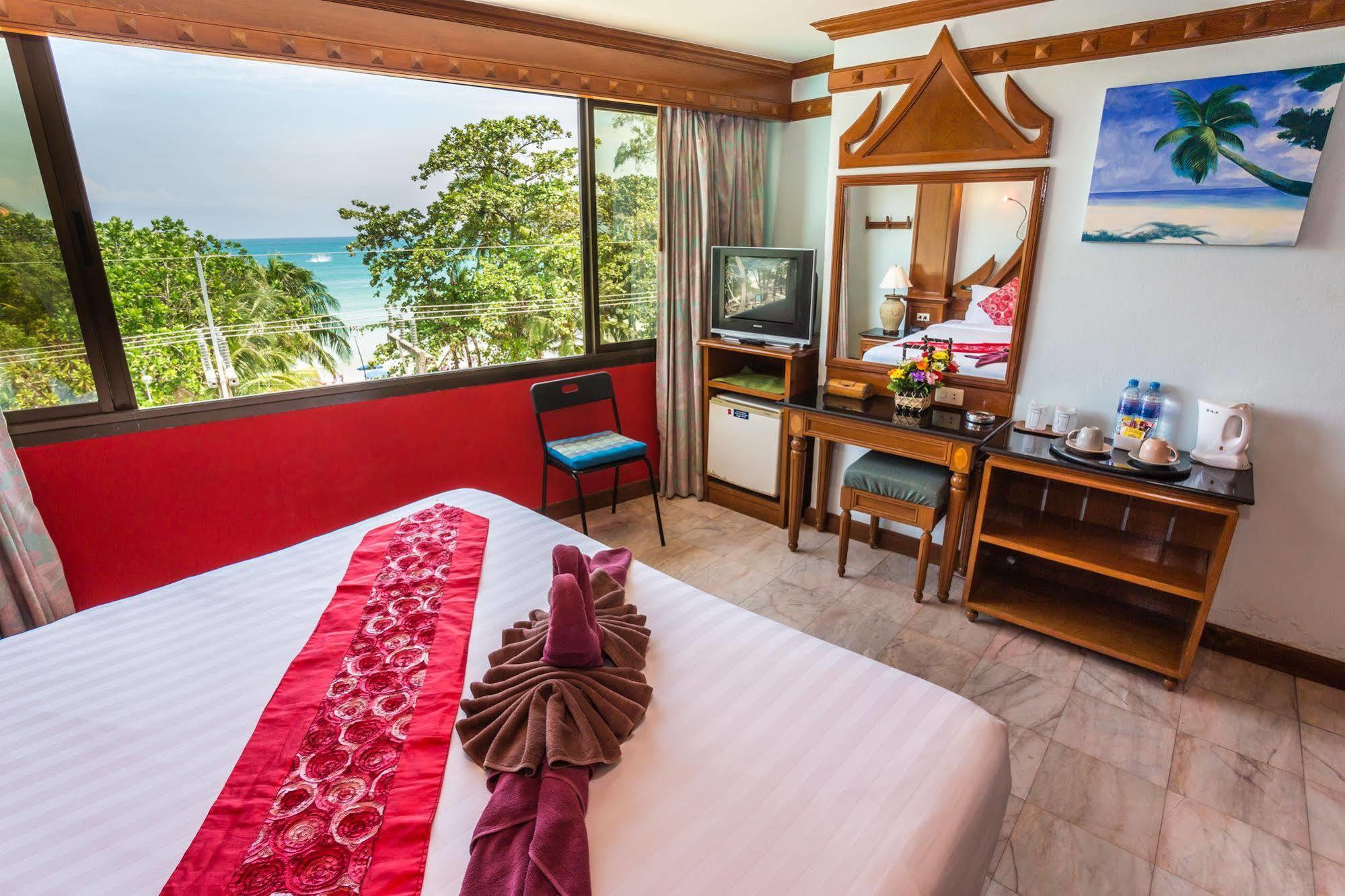 Patong Beach Bed And Breakfast Kültér fotó